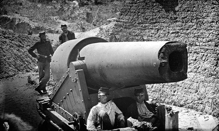 One of the many Parrott RMLs to suffer a burst barrel – a 300-pdr, Morris Island, South Carolina, 1863.