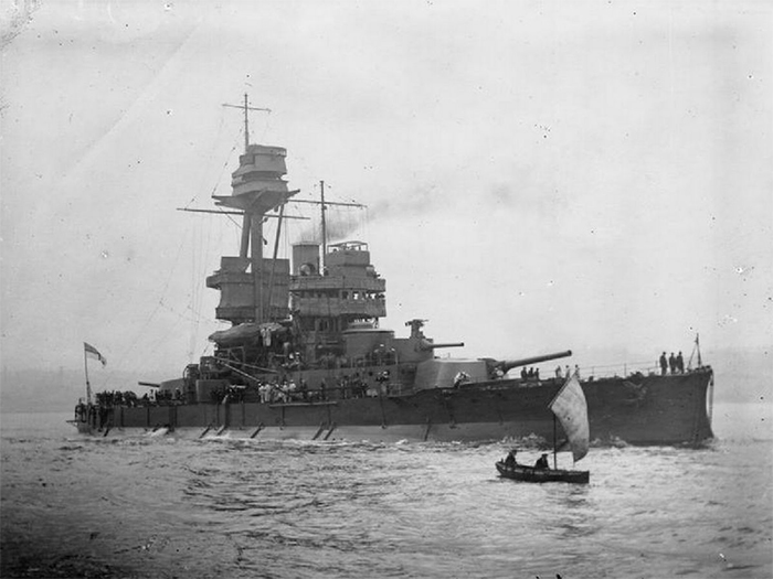 HMS Glatton in 1918. After a fire on board, inspectors made a shocking discovery about her magazine’s insulation. 